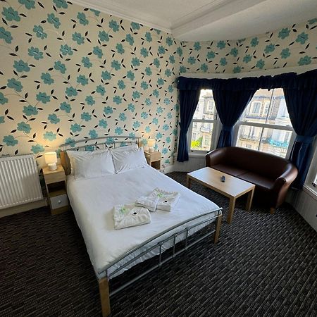 The Paradise Guest House Great Yarmouth Eksteriør billede